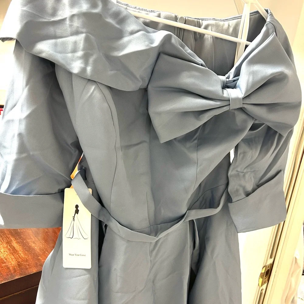 Mother of the Bride-Elegant Bow-Front Midi Dress in Light Blue